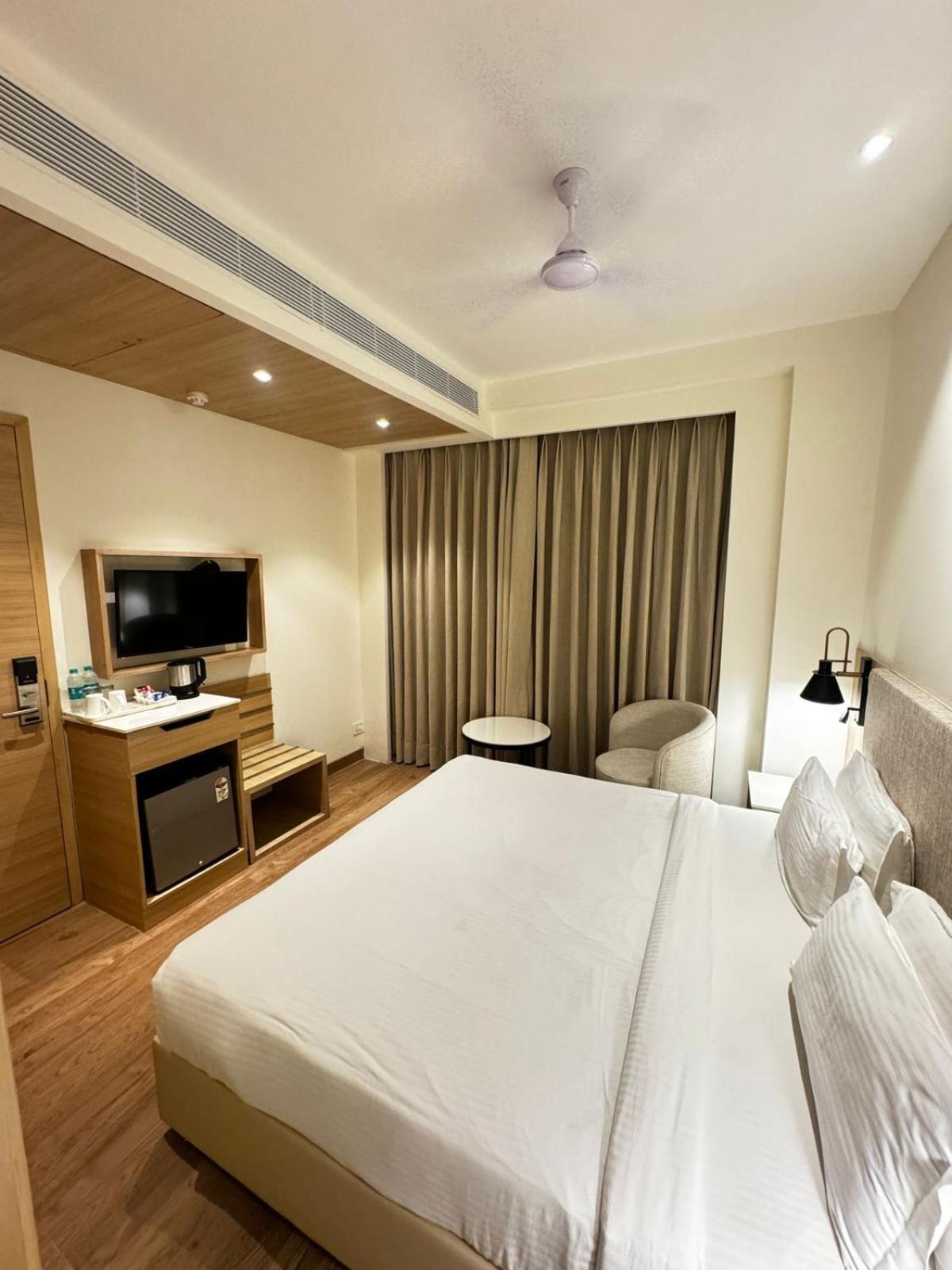 Tulip 4* Zirakpur